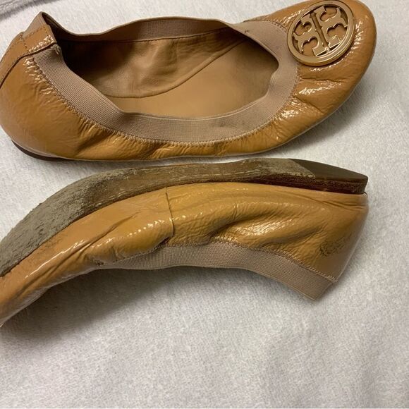 Tory Burch Caroline Ballet Flats Women’s Size 7M Beige Patent Leather - Picture 8 of 9